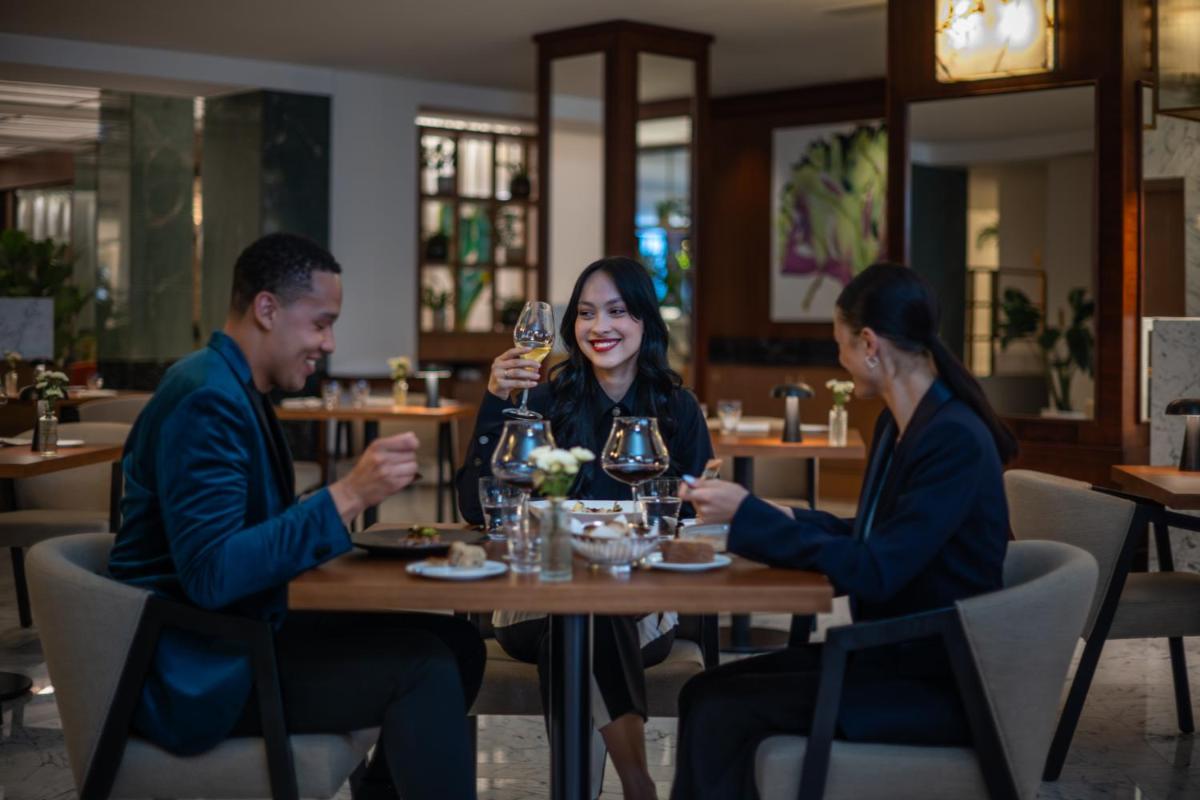 Suitetrails - Almanac X Alcron Prague