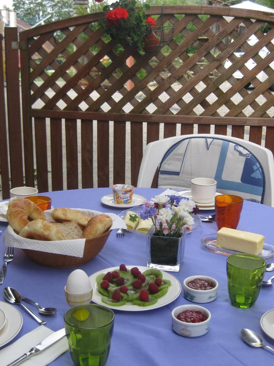 Bed & Breakfast aux Enges - Housity