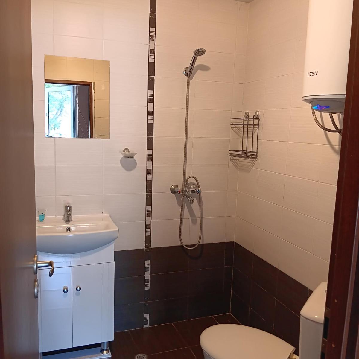 Melani 2 - Housity