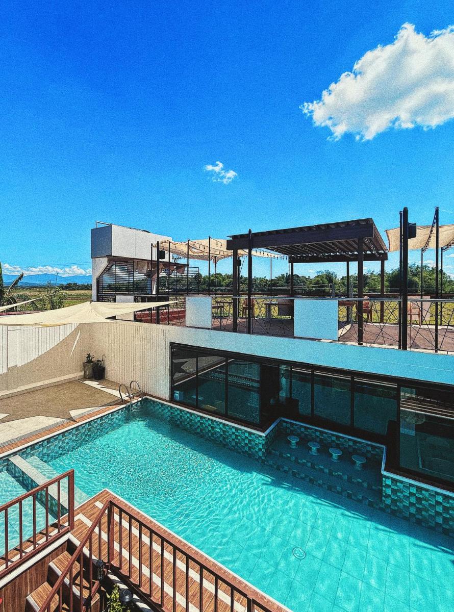 Urban Glamp Resort Iloilo - Housity