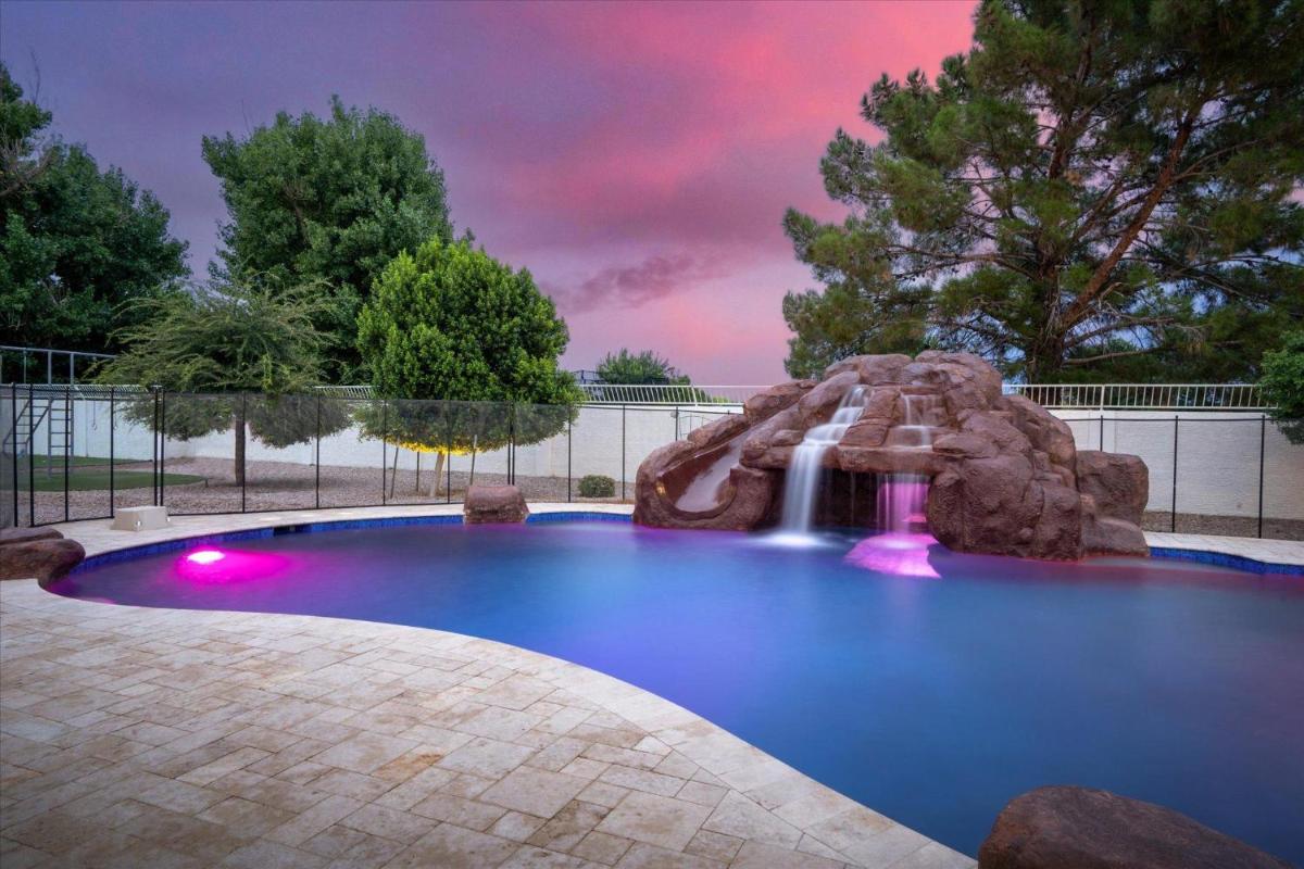 The Gilbert Grand - Housity