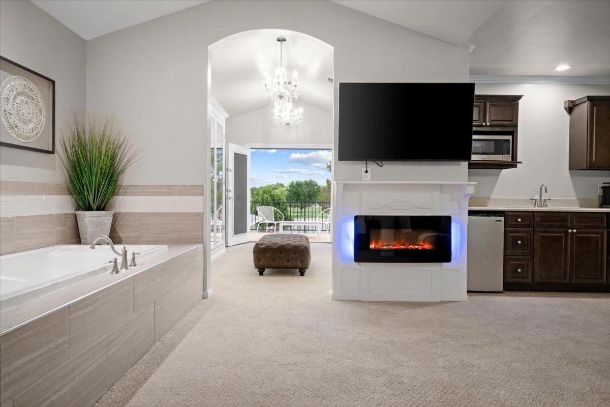 The Gilbert Grand - Housity