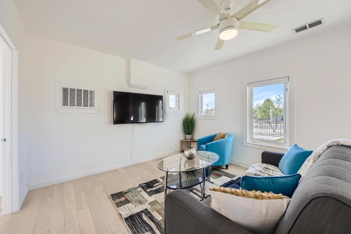 The Cosmopolitan Cottage - Housity