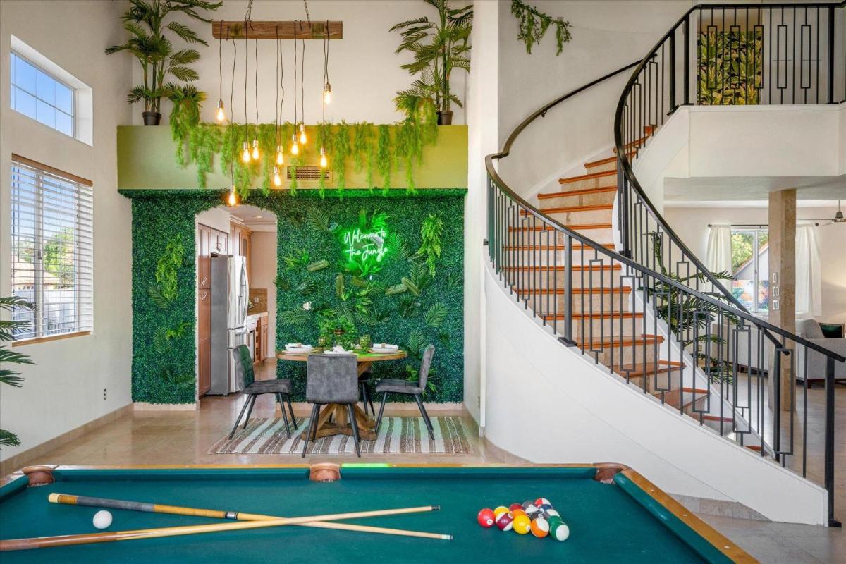 Welcome to the Jungle - Housity