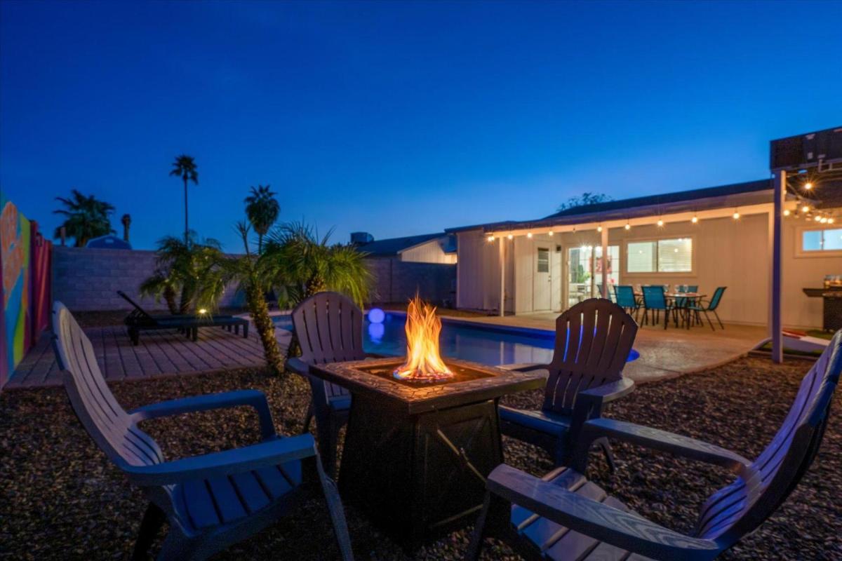 Chandler Shine - Housity