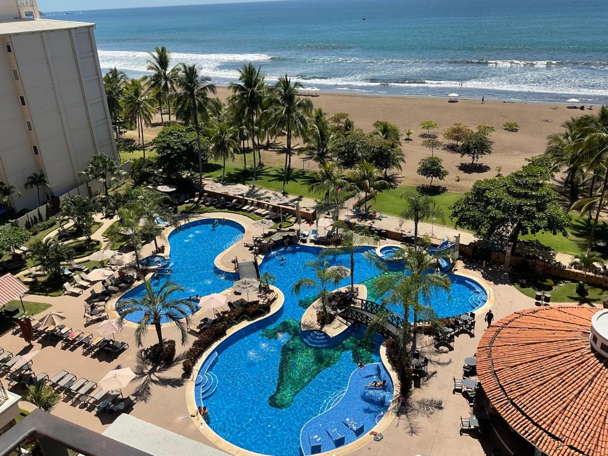 Jaco Oceanfront Condo #1119 in a Luxury Resort - Hizvo