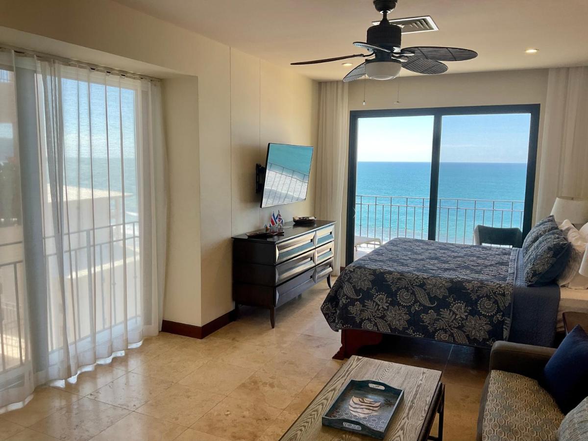 Jaco Oceanfront Condo #1119 in a Luxury Resort - Hizvo