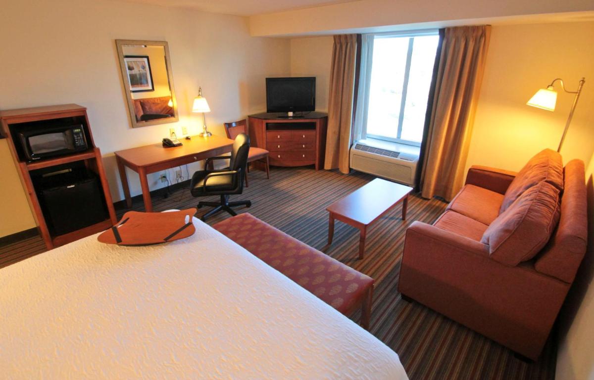 Hampton Inn Hampton-Newport News - Housity
