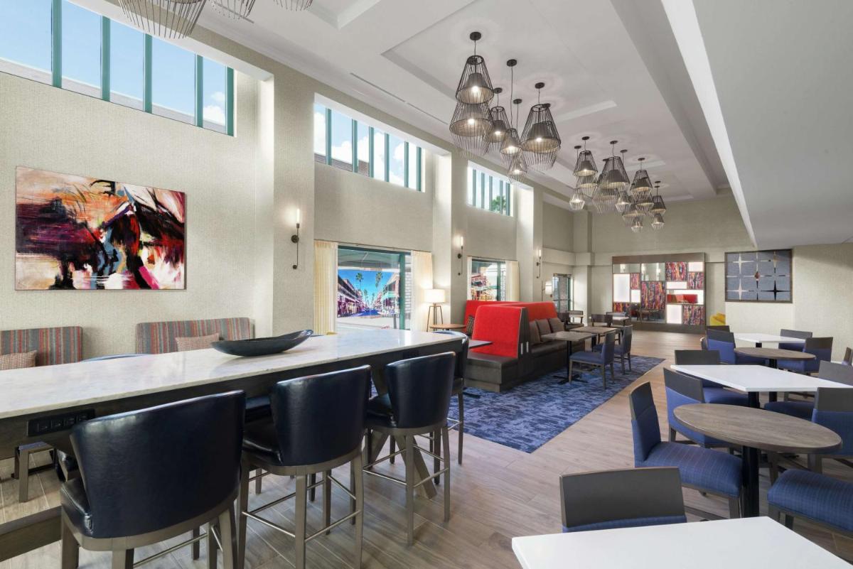 Hampton Inn & Suites Tampa Ybor City Downtown - Housity