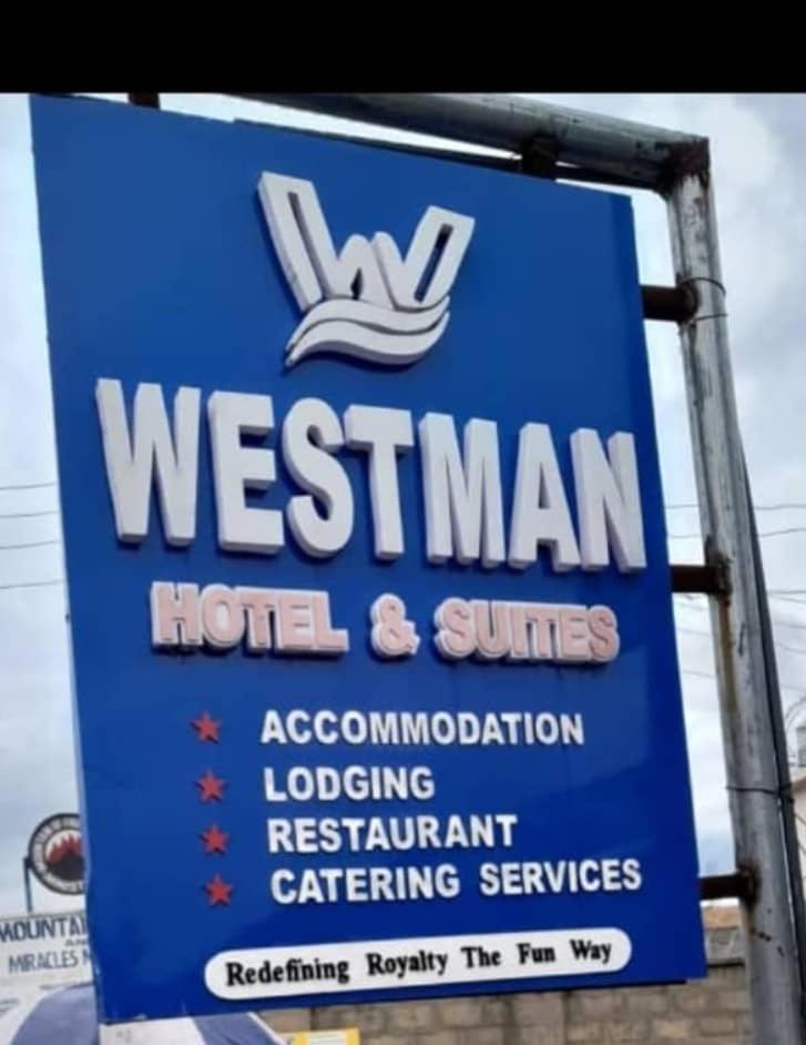 Westman hotel and suites - Housity