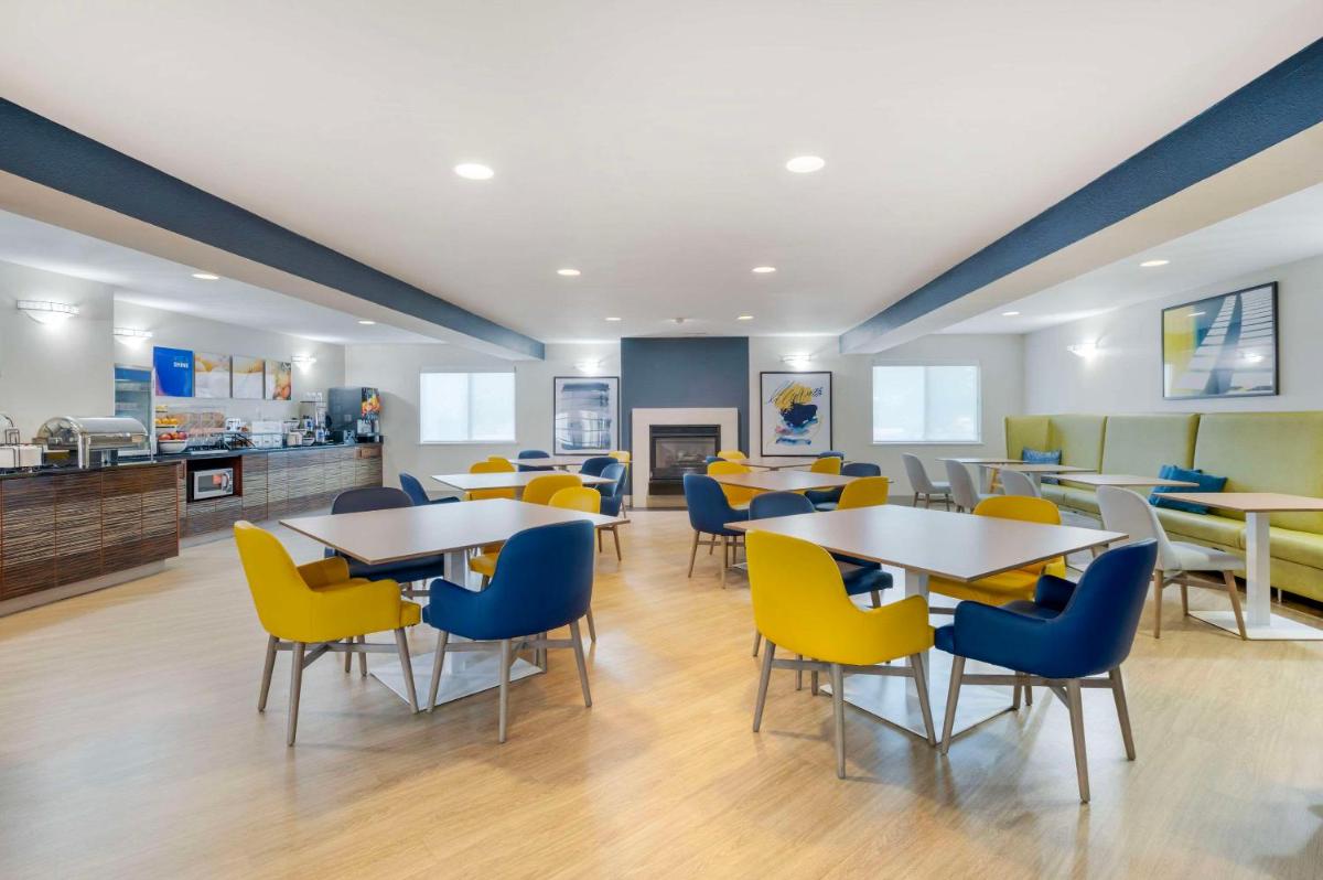 Comfort Inn Edinburgh - Columbus - Housity