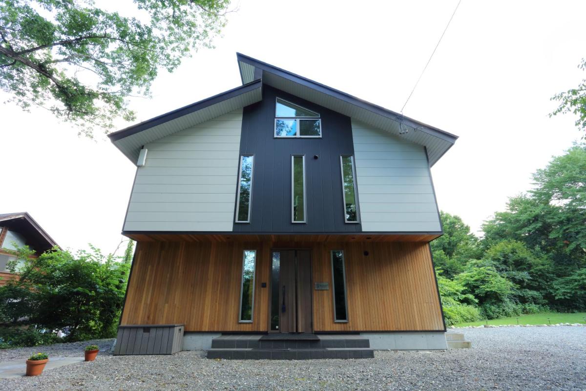 Hakuba Hokujo - Housity