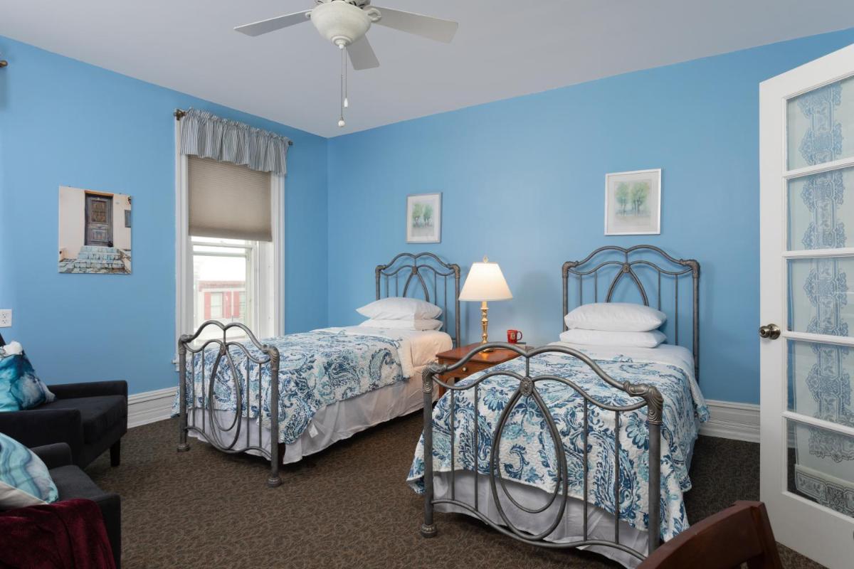 Carlisle House Bed and Breakfast - Housity