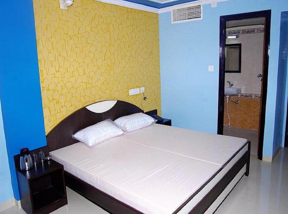 Suitetrails - Hotel Simran & Restaurant Bikaner