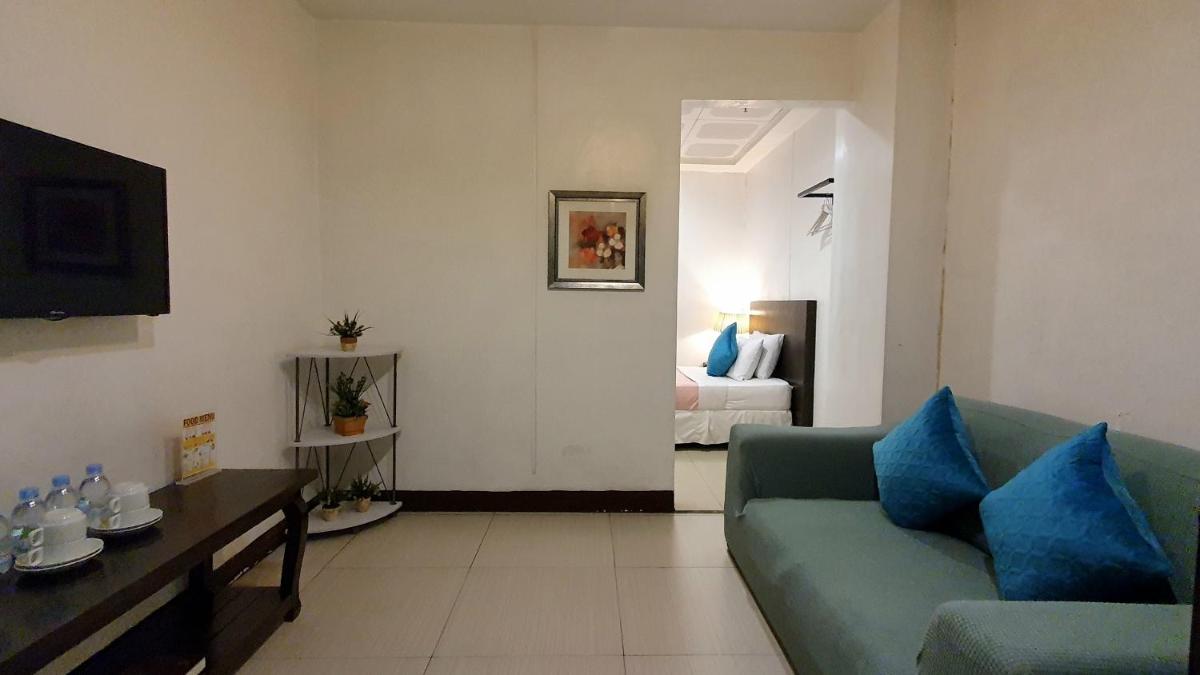 A Hotel Baguio - Housity