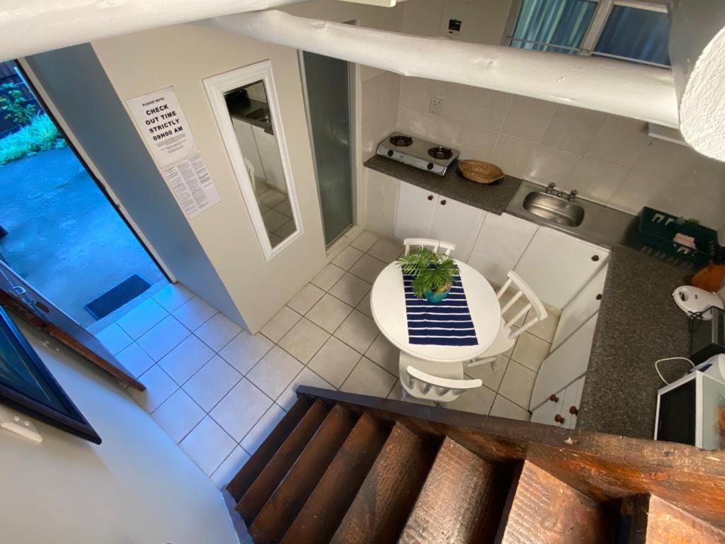 Ansteys Beach Self Catering Apartments - Housity