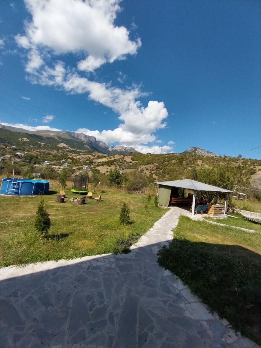 Suitetrails - Guest house Edem
