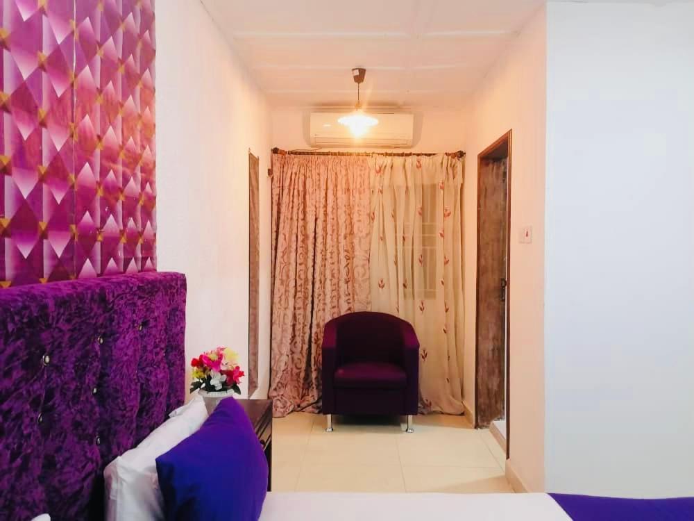 ZUNOX GUEST HOUSE - Housity
