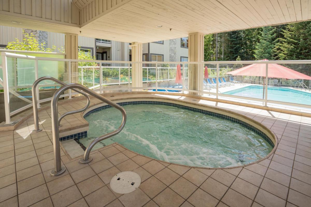 Great Location with Pool and Hot Tub by Harmony Whistler - Housity