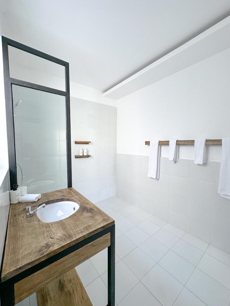 Palm Springs Bali Dive Resort - Housity
