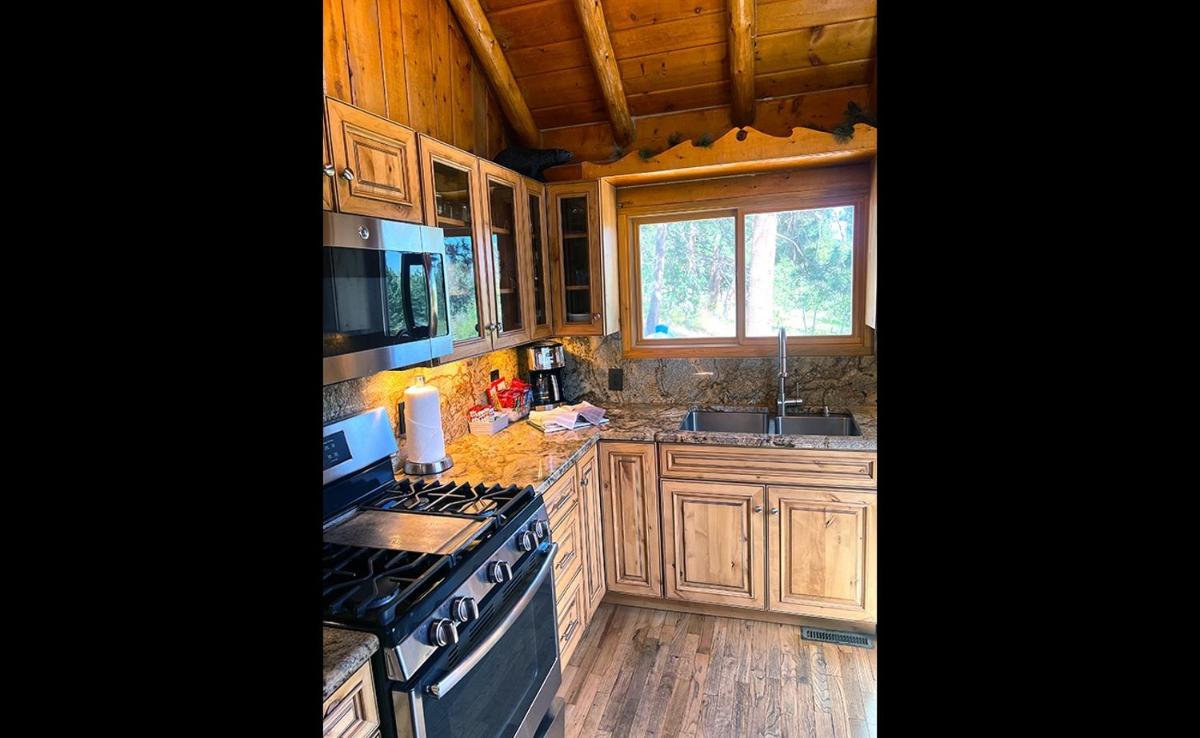 Mountain Masterpiece by Rocky Mountain Resorts - Housity