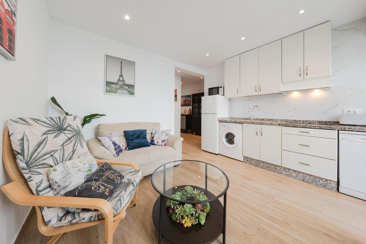 Modern & Stylish Apartment - Old Town - Housity