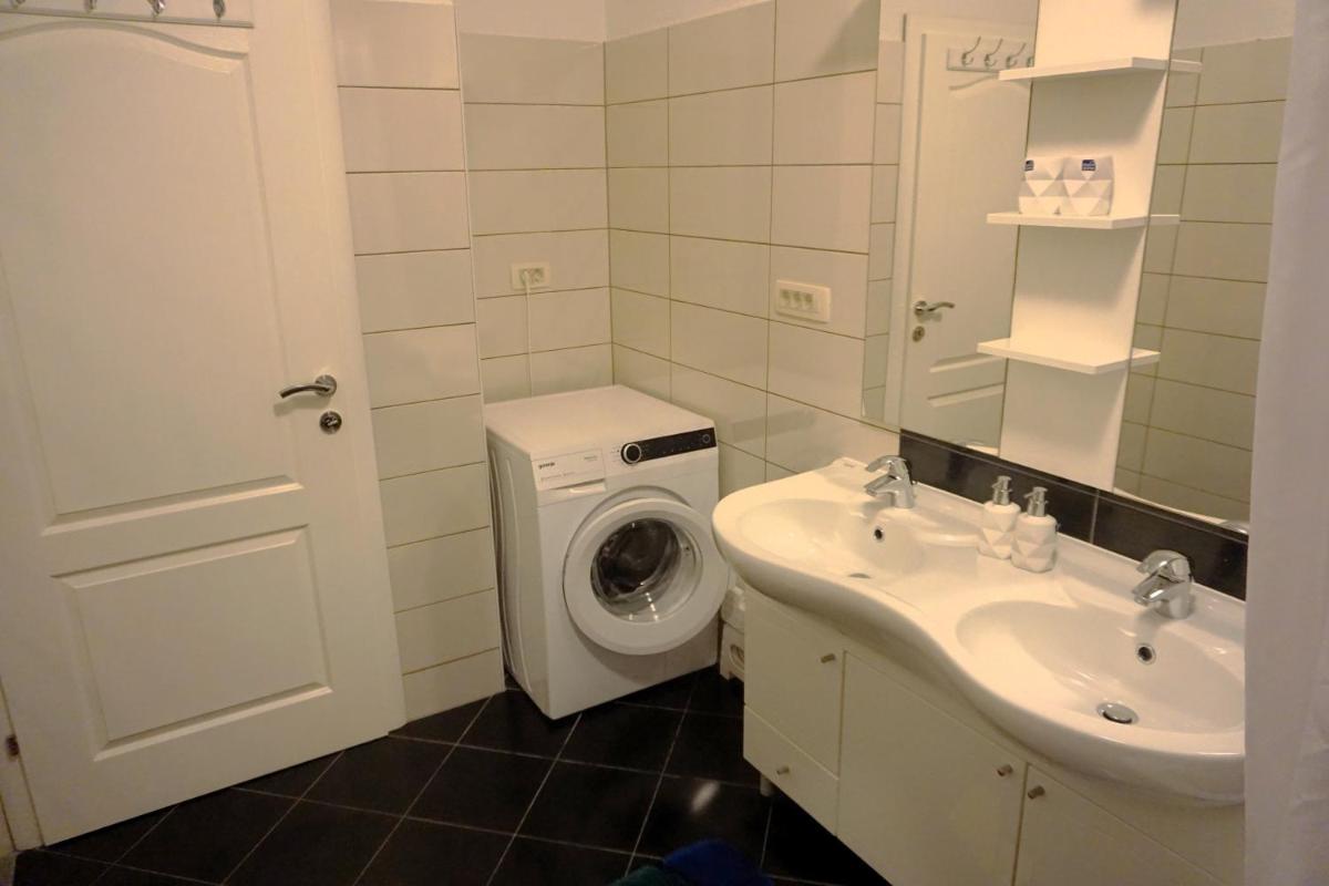 Villa Marina - Housity