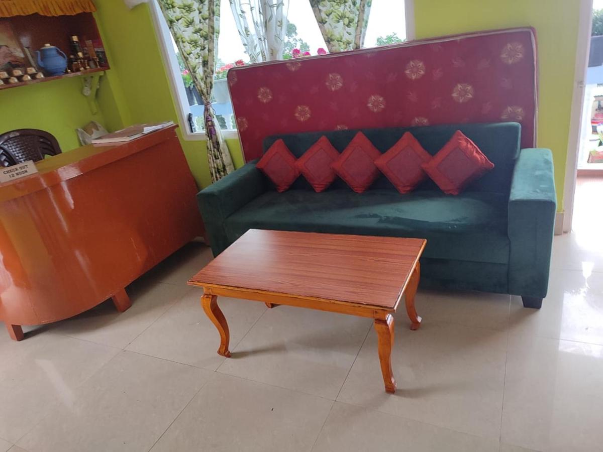 Hotel Mon Valley - Housity
