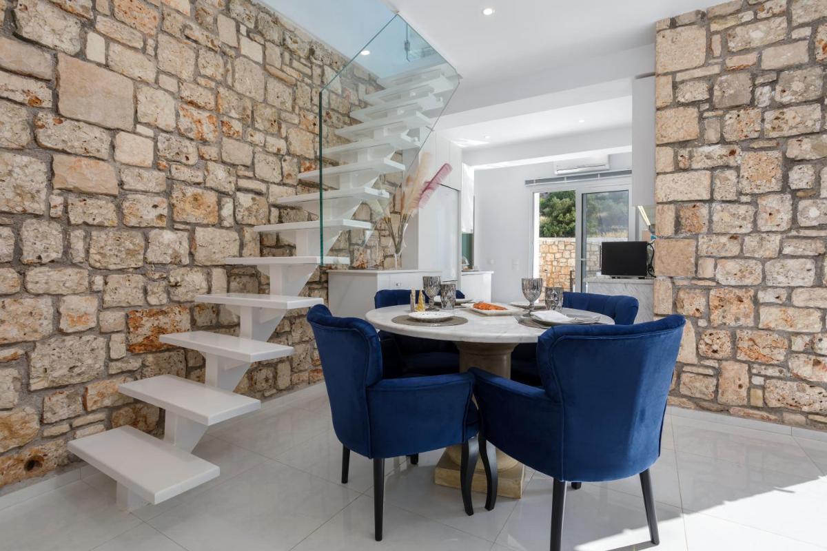 Suitetrails - Dion Villa Zakynthos Greece