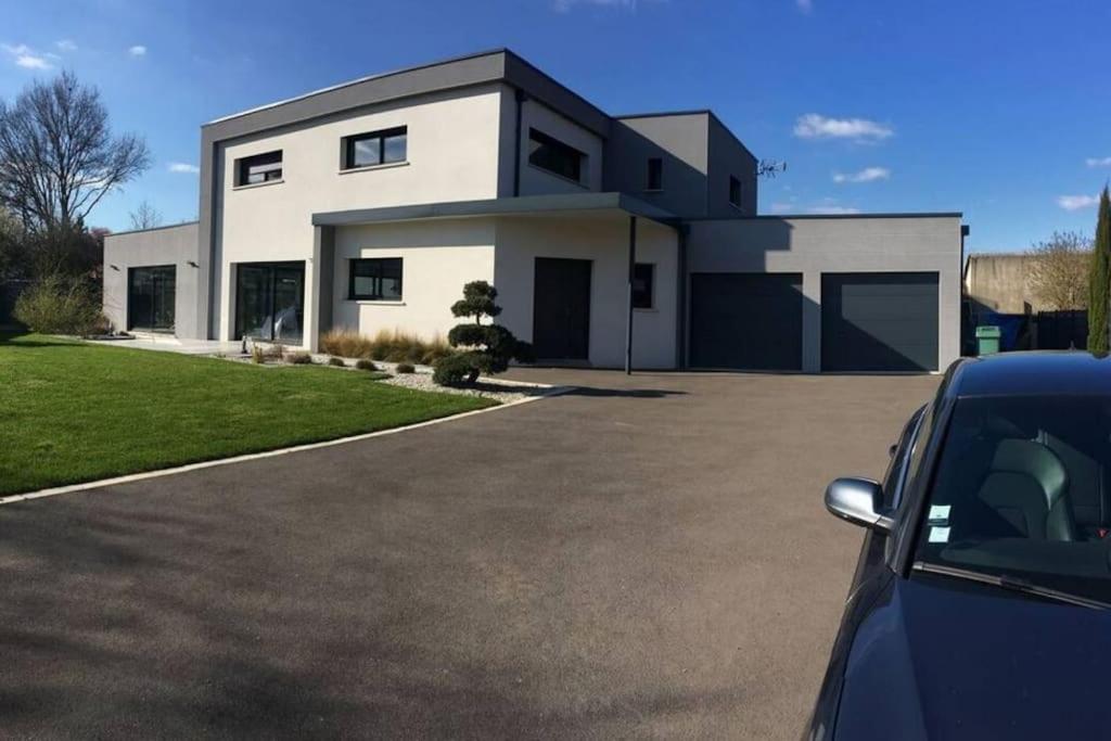 chambre d'hote dans villa avec piscine - Housity