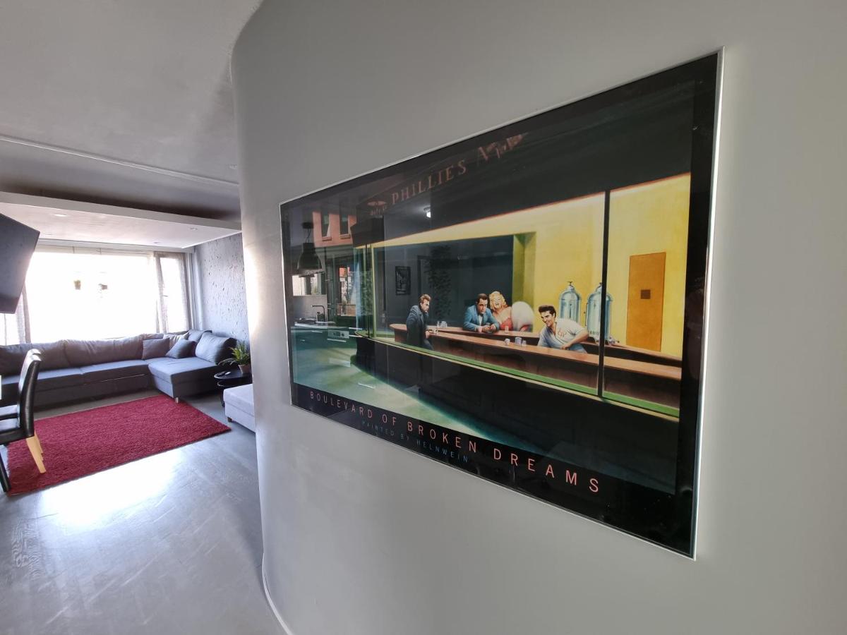 Central Gem with Sauna - Big two-room apartment FREE PARKING - Hizvo