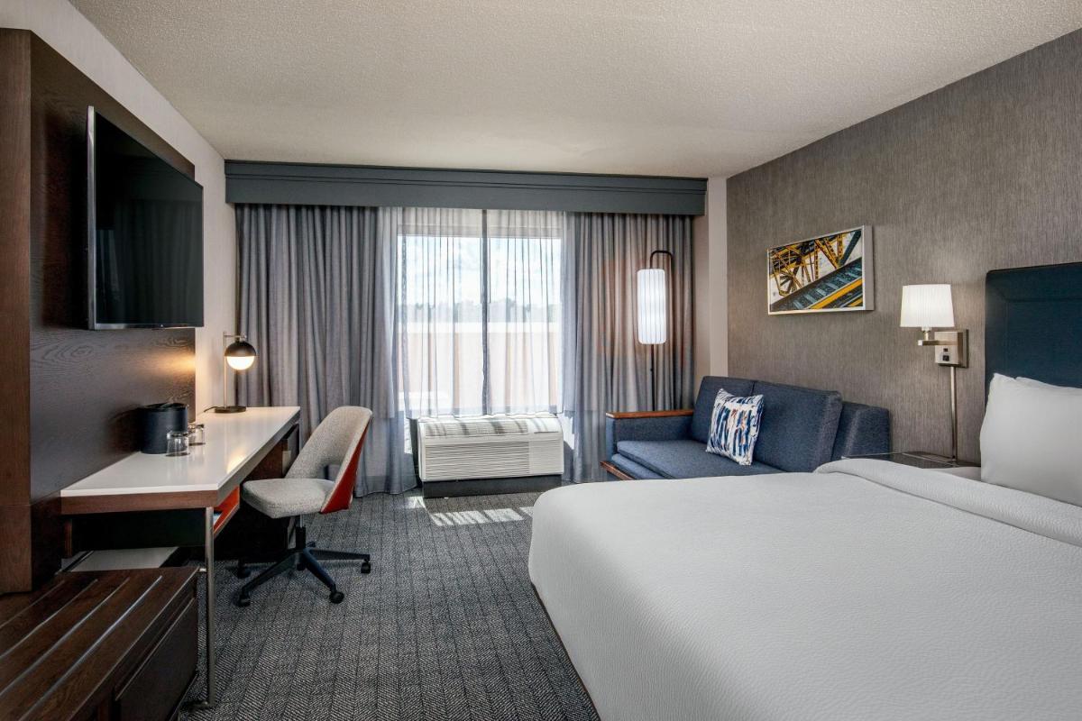 Courtyard by Marriott Boston Billerica Bedford - Housity