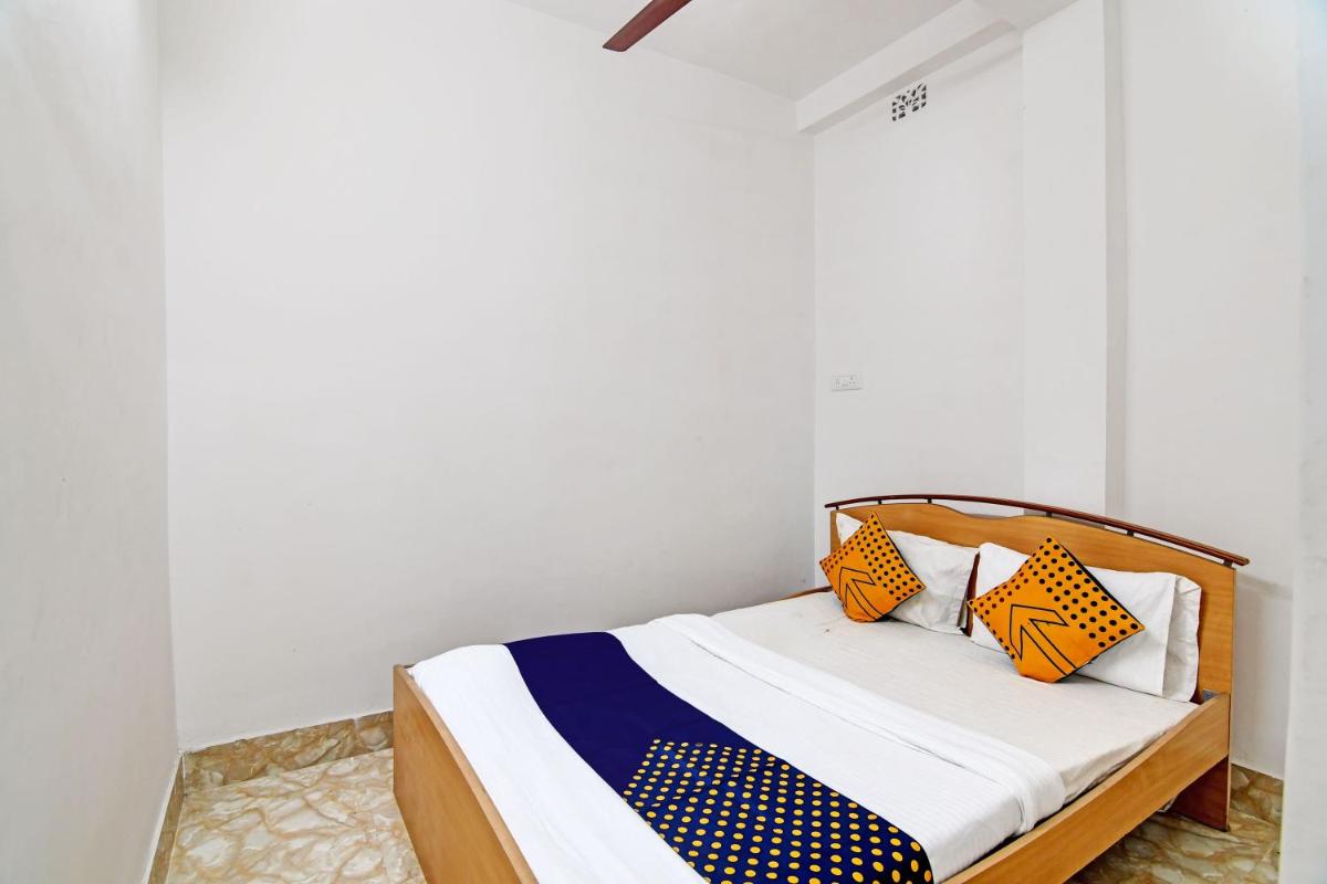 Hotel O Freshnup - Housity