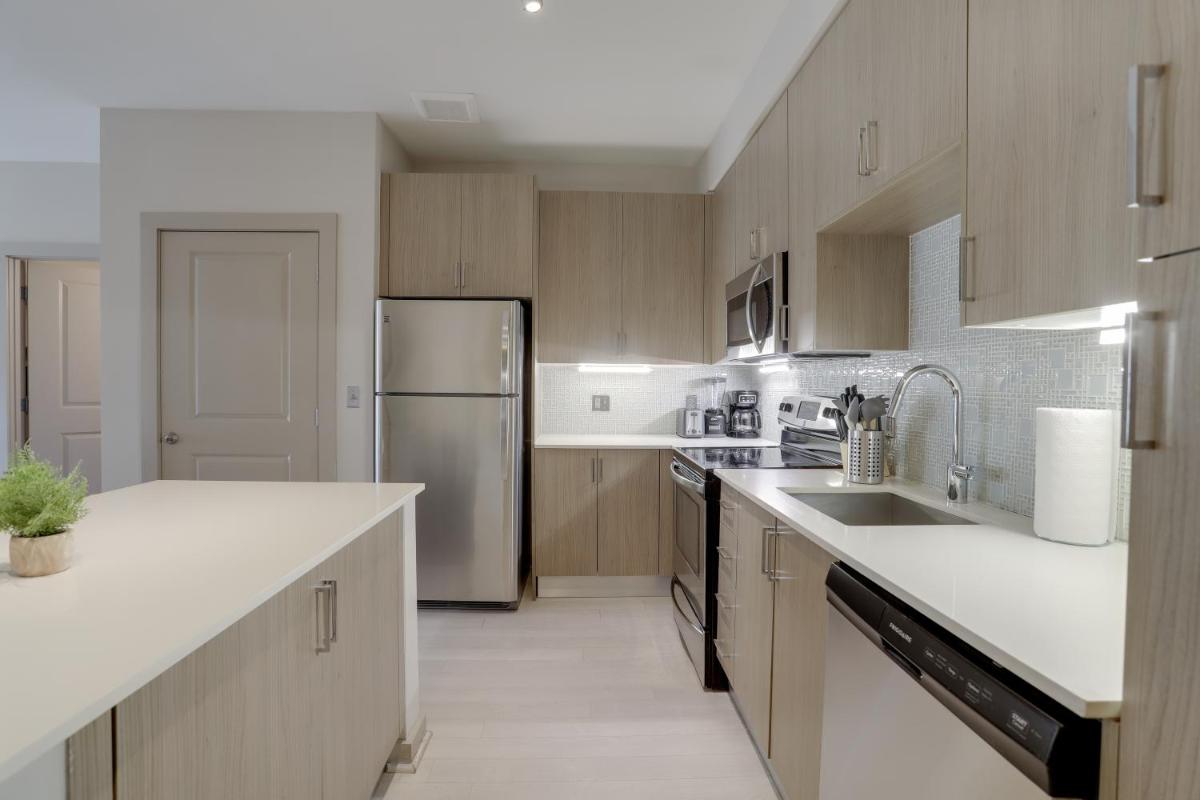 Fantastic Apartment at Crystal City - Housity