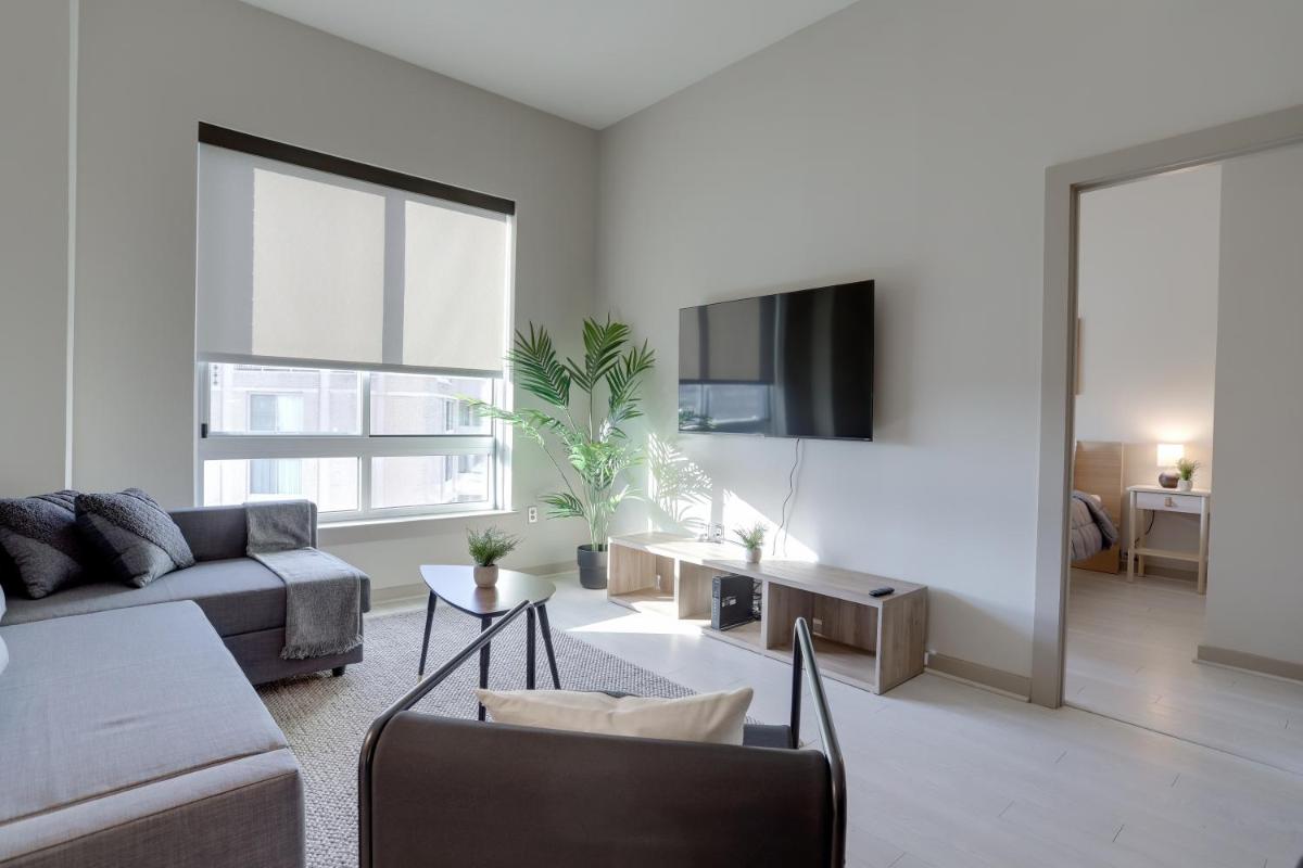 Fantastic Apartment at Crystal City - Housity