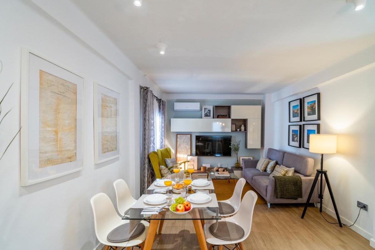 New luxury house in the center! Nuevo Piso de lujo en el centro. - Housity