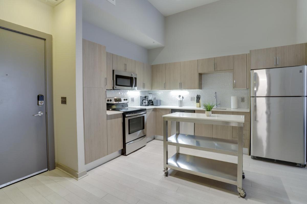 Fantastic Apartment 1BR at Crystal Flats - Housity