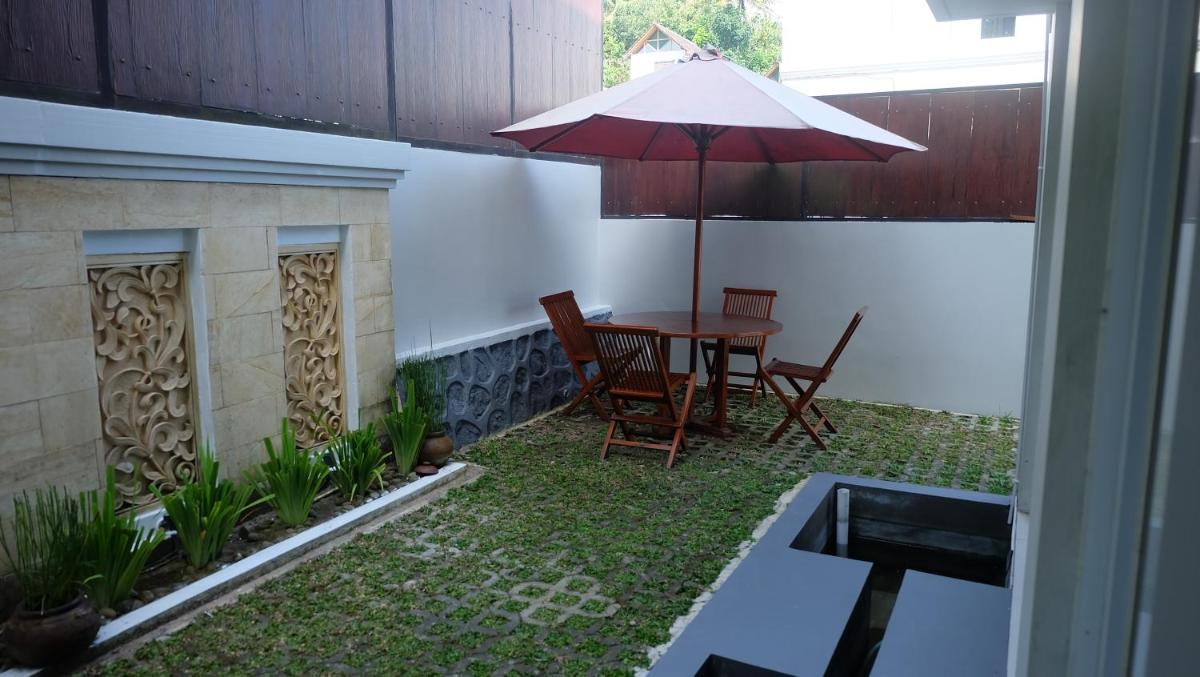Villa Syariah Grand Bale with Private Pool by Simply Homy - Housity