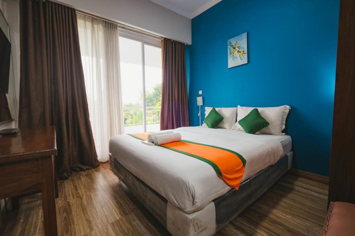 Villa Prambanan Jogja with Private Swimming Pool by Simply Homy - Housity