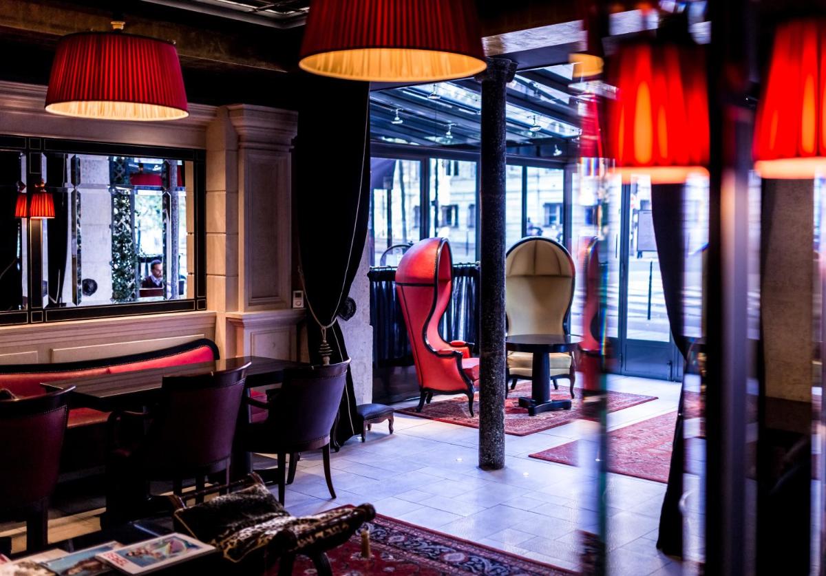 Coin salon dans l'établissement Maison Albar- Le Champs-Elysées