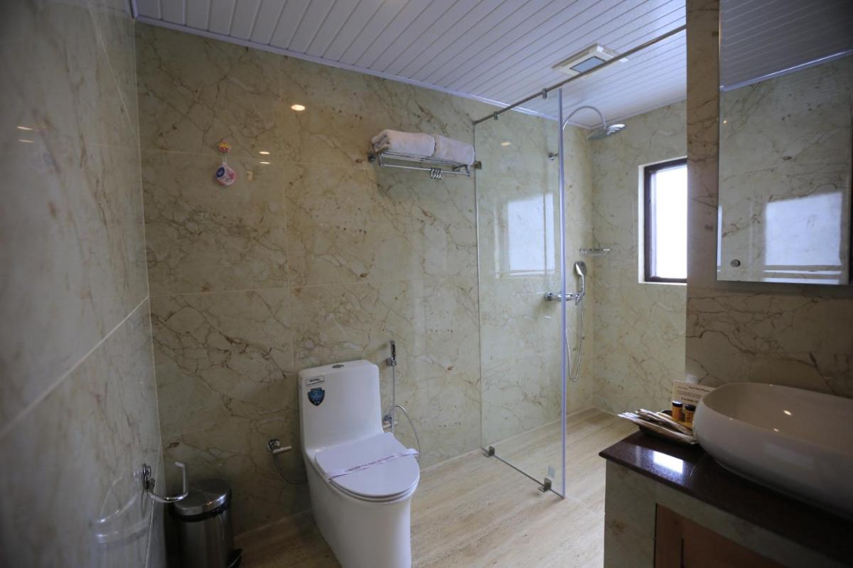 Phuntsho Khangsar Hotel - Hizvo