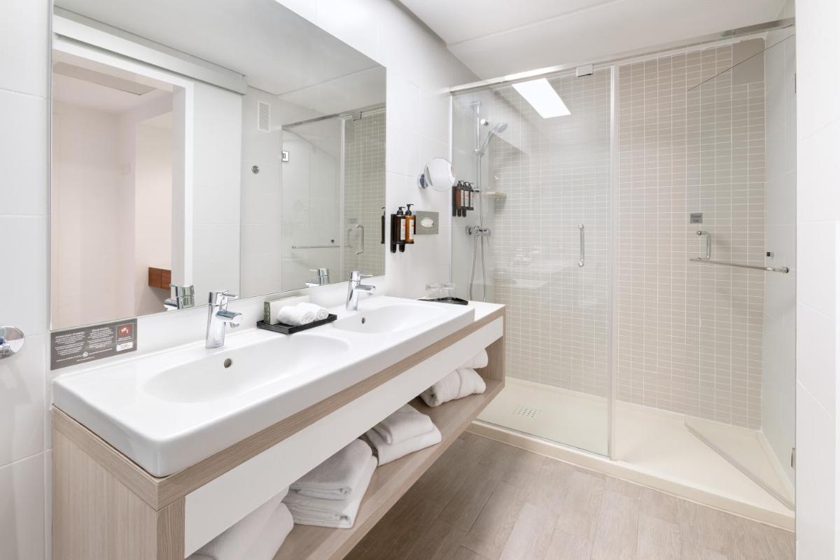 Un baño de Hotel Riu Gran Canaria - All Inclusive