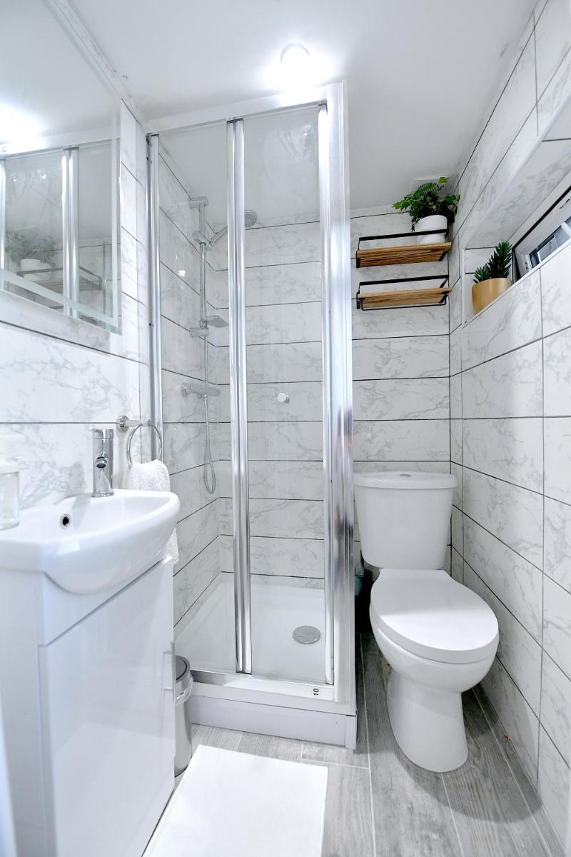 Cozy Studio retreat in Vibrant Crystal Palace, - Housity