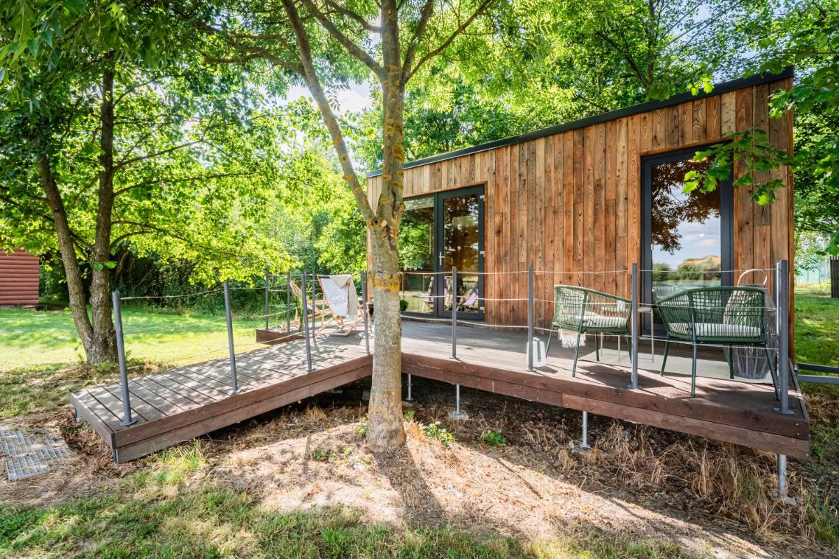 Rybník Plovoucí Sauna Glamping - Housity