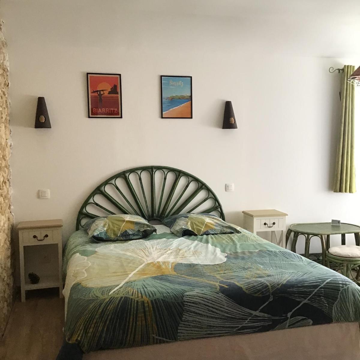 Chambre d'hôtes Maison des 5 Fleurs - Housity