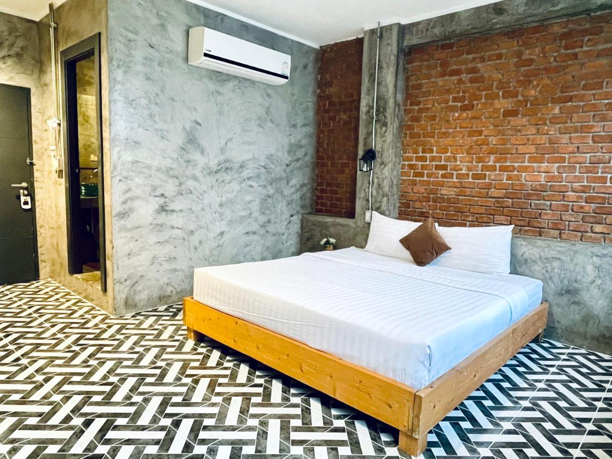 Na Siam Guesthouse - Housity