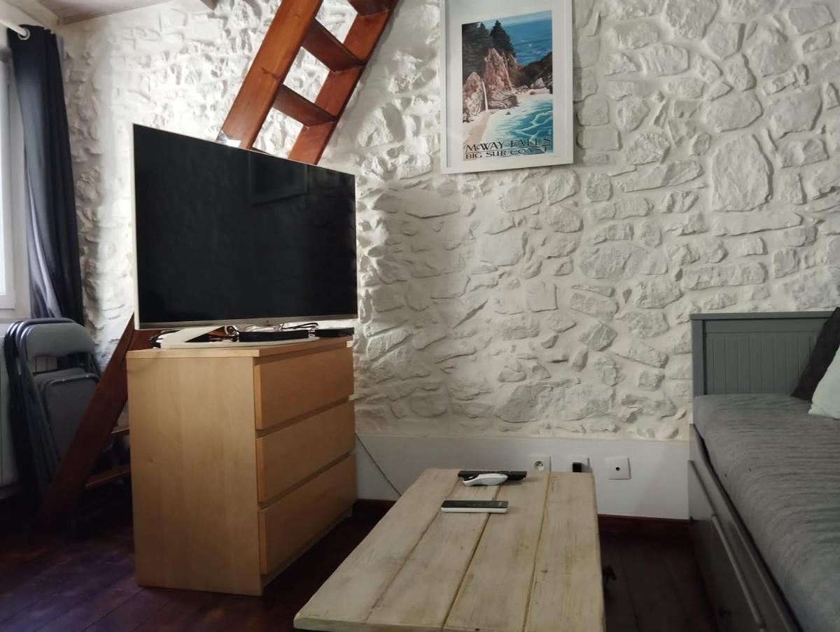 Studio - hypercentre - WIFI et Clim - Housity