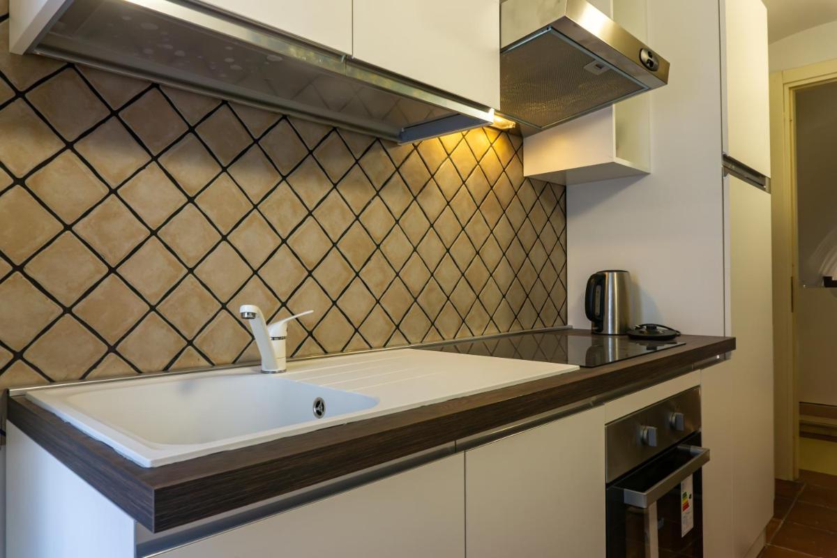 Mi Tú Apartments - Housity
