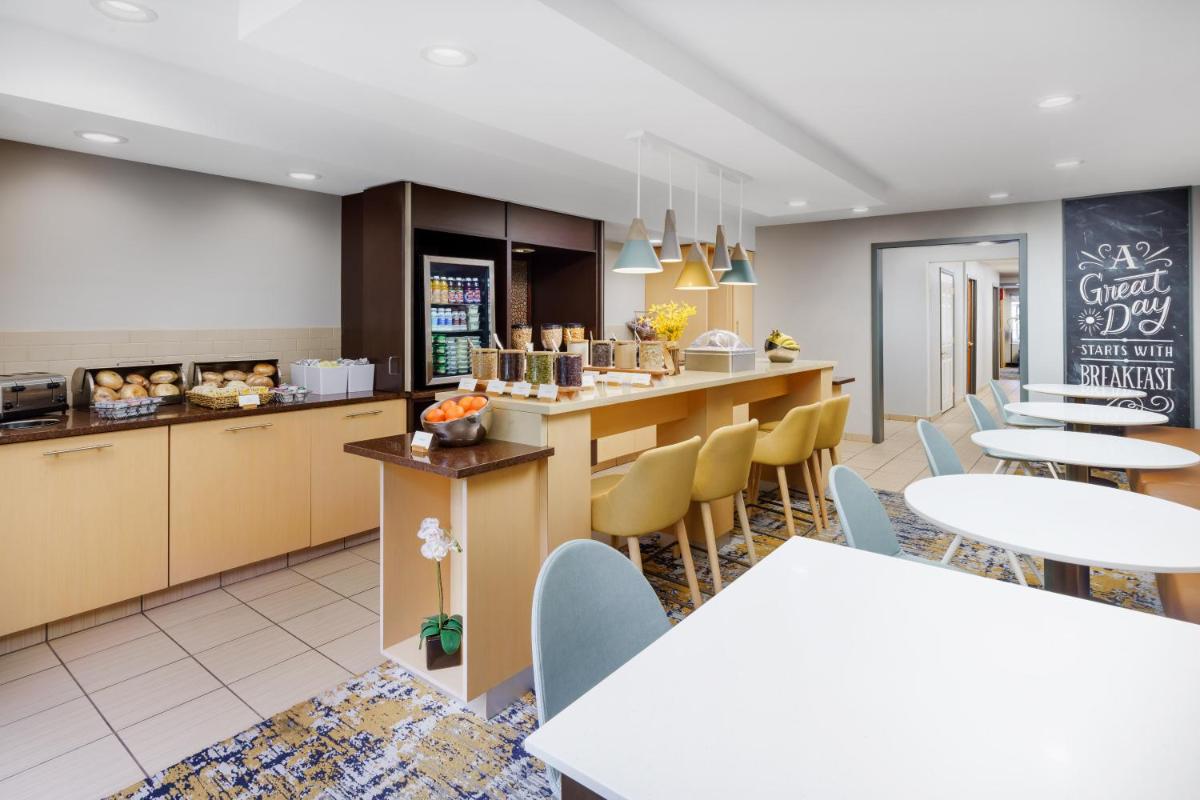 TownePlace Suites Philadelphia Horsham - Housity