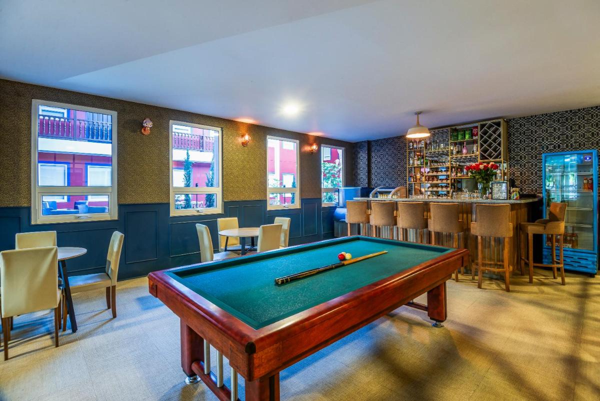 Hotel Xue Sabana - Housity